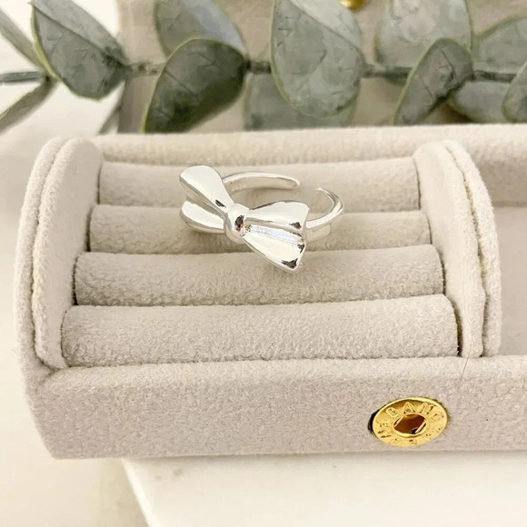 925 Sterling Silver Chunky Ring Bow Ring Statement Ring Silver Bow Ring - Picture 5 of 9